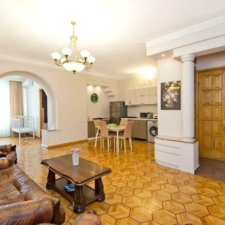 Seaside Luxury Apartment Batumi Exterior foto